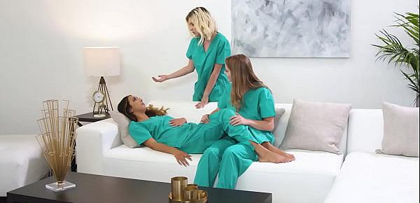  WebYoung Lesbian Medical Students Give Each Other Physical Exams